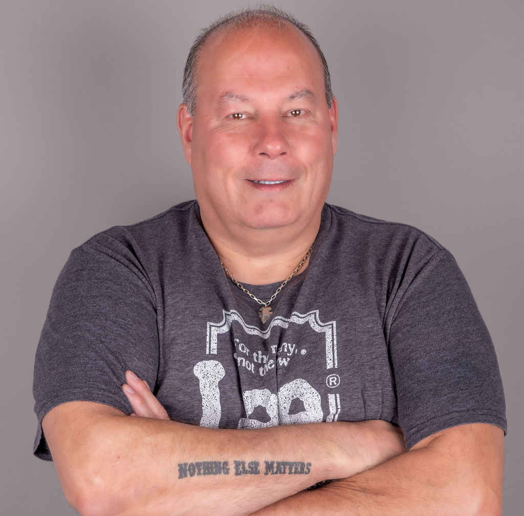 MICHEL LYONNAIS